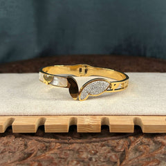 Butterfly Diamond Kada