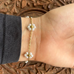Pearl bloom bracelet