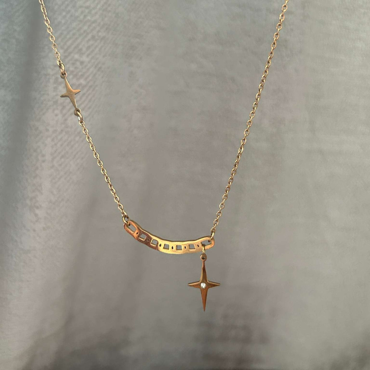 Star minimal Necklace