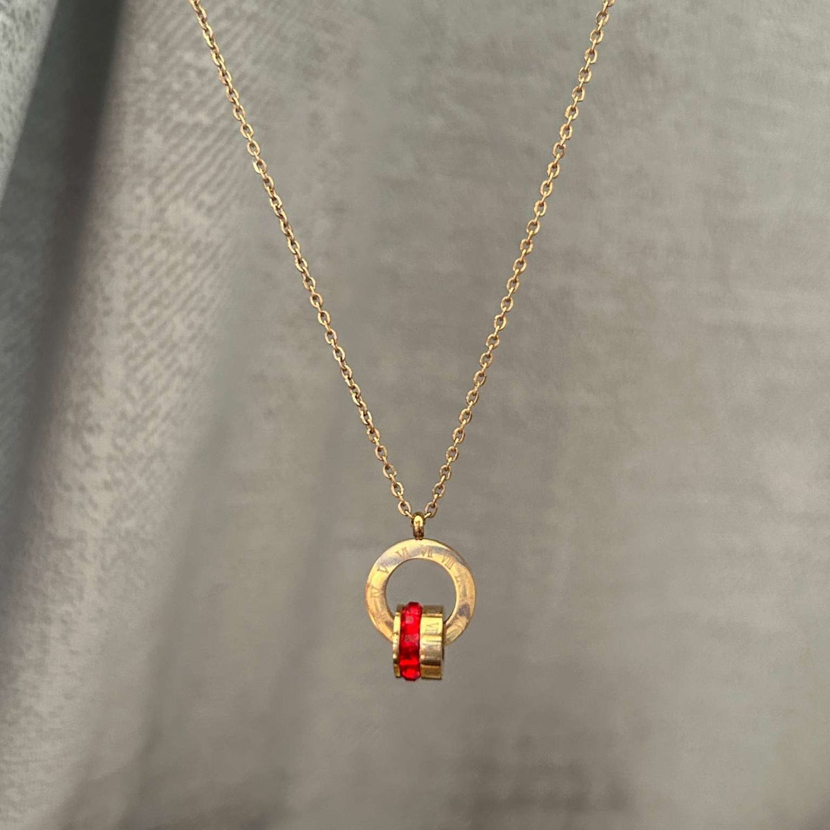 Roman diamond necklace