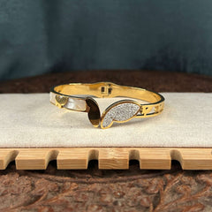 Butterfly Diamond Kada