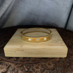 Clover kada