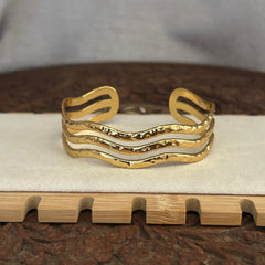 Wavy Cuff Kada