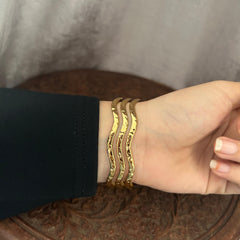 Wavy Cuff Kada