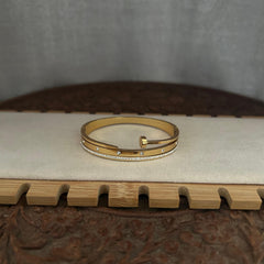 Nail Diamond Baby Size Kada